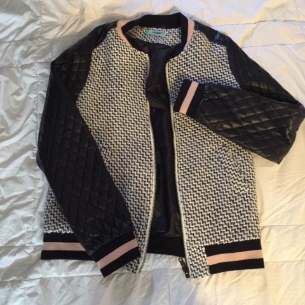 Bomber jacket